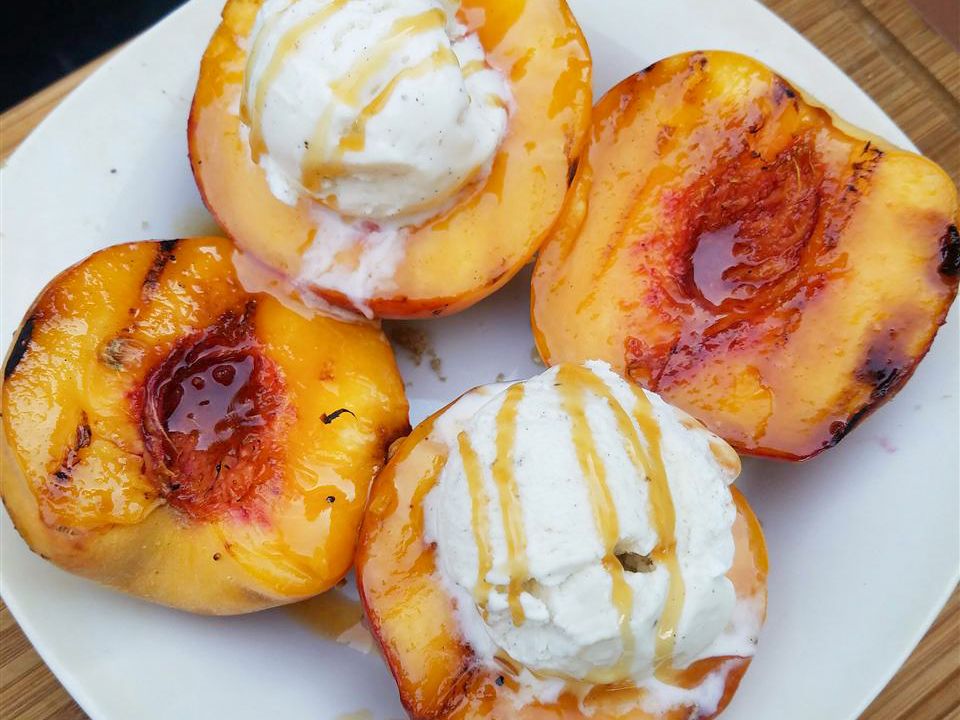 Grilled Peaches with Honey and Vanilla Ice Cream