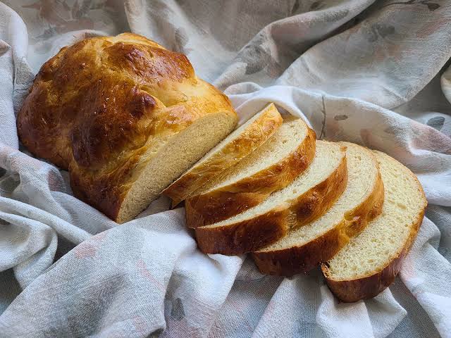 Buttery Brioche Loaf