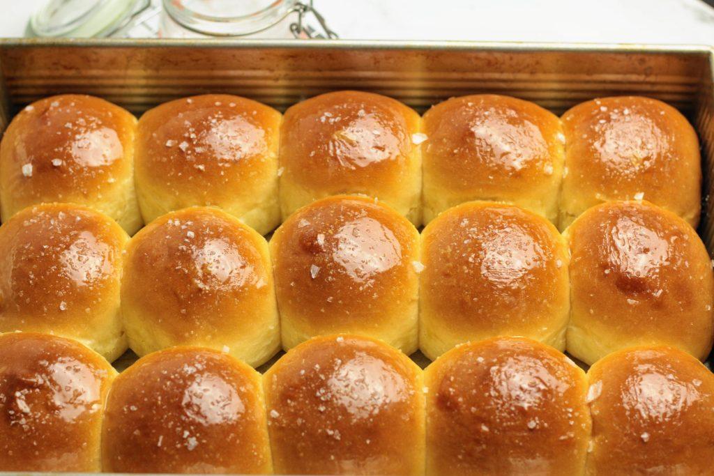 Soft Dinner Rolls
