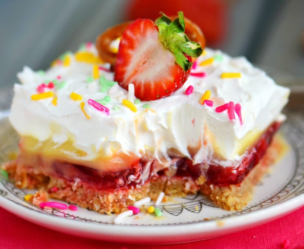 No-Bake Strawberry Pretzel Dessert