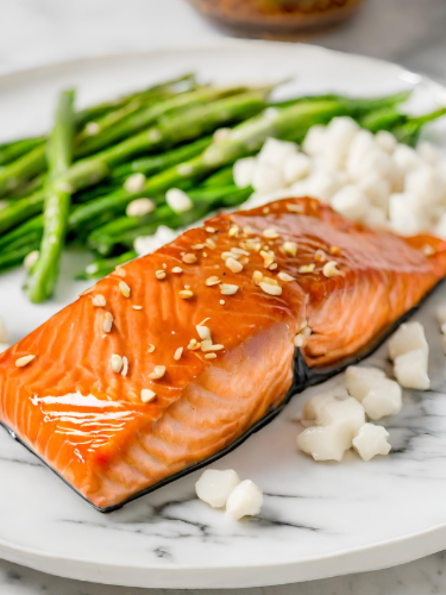 10 Healthy Instant Pot Recipes - Instant Pot Soy-Ginger Salmon