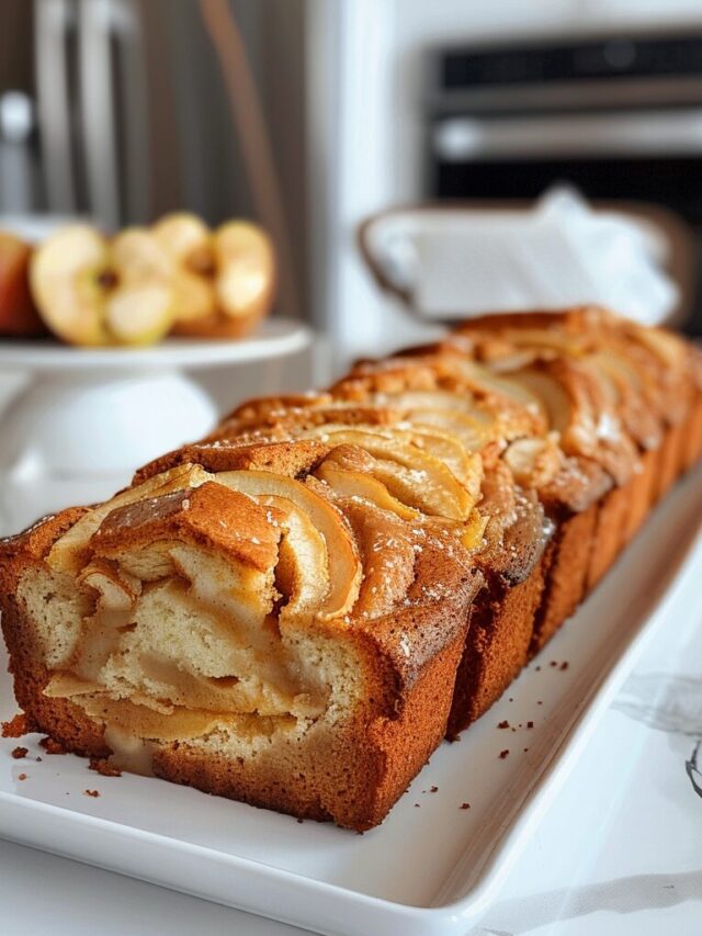 What To Serve With Apple Cinnamon Bread