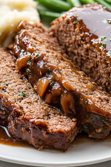 Meatloaf With Brown Gravy