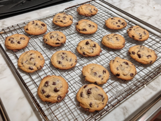 Big Soft Ginger Cookies Recipe is ready to serve