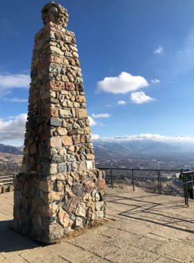  "This image shows that the viewpoint from Ensign Peak offers panoramic views of Salt Lake City and the nearby mountains."