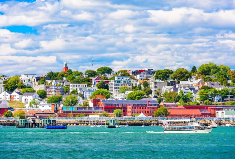 A Complete Guide to the Best 15 Things to Do in Portland, Maine