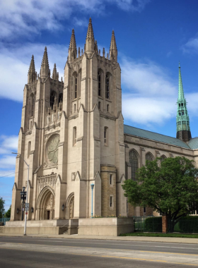  This image shows the stunning interior of the Cathedral of the Blessed Sacrament, featuring intricate stained-glass windows and ornate altars. It’s a peaceful space for worship and reflection in the heart of Sacramento.