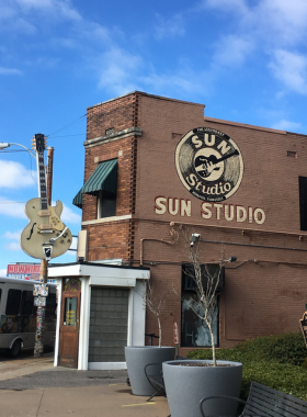 "This image shows Sun Studio in Memphis, known as the birthplace of rock 'n' roll, where legendary artists like Elvis Presley and Johnny Cash recorded their first hits."