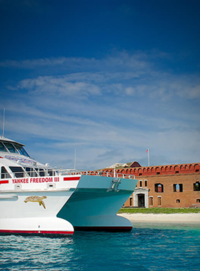 This image shows a boat tour departing from Key West, offering opportunities for snorkeling and fishing. Tourists can explore the crystal-clear waters, experiencing the beauty of the surrounding wildlife and coastal areas.