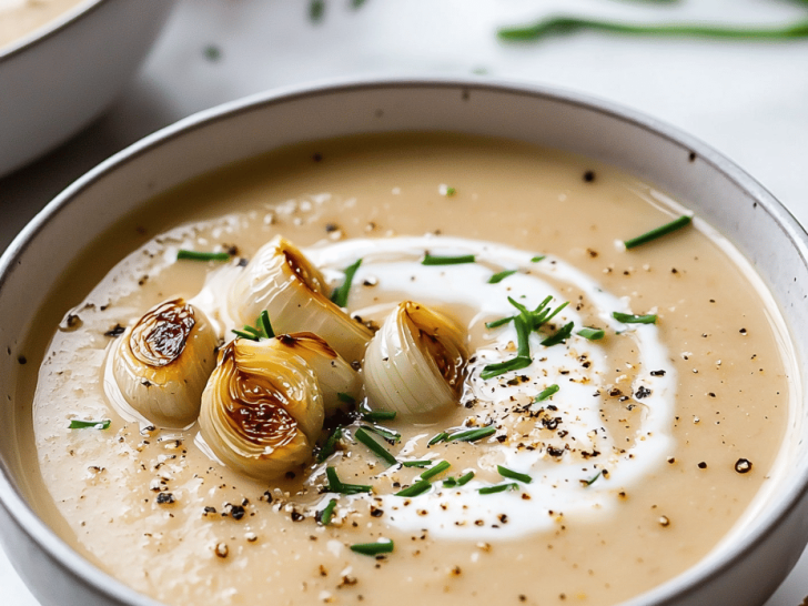 Hidden Gem: Roasted Garlic & Leek Soup for Cozy Nights
