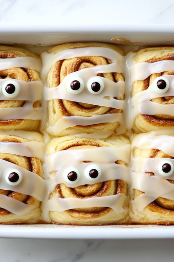 Mummy Cinnamon Rolls