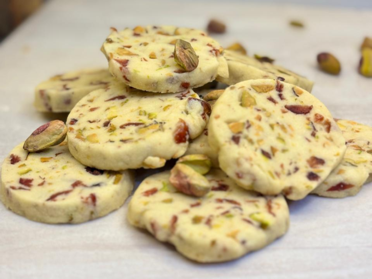 Pistachio Cranberry Shortbread Cookies Recipe
