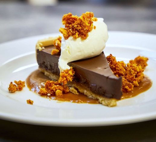 Salted Caramel Chocolate Tart