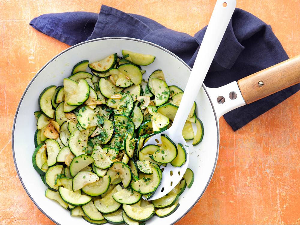 Garlic Butter Saut&eacute;ed Zucchini