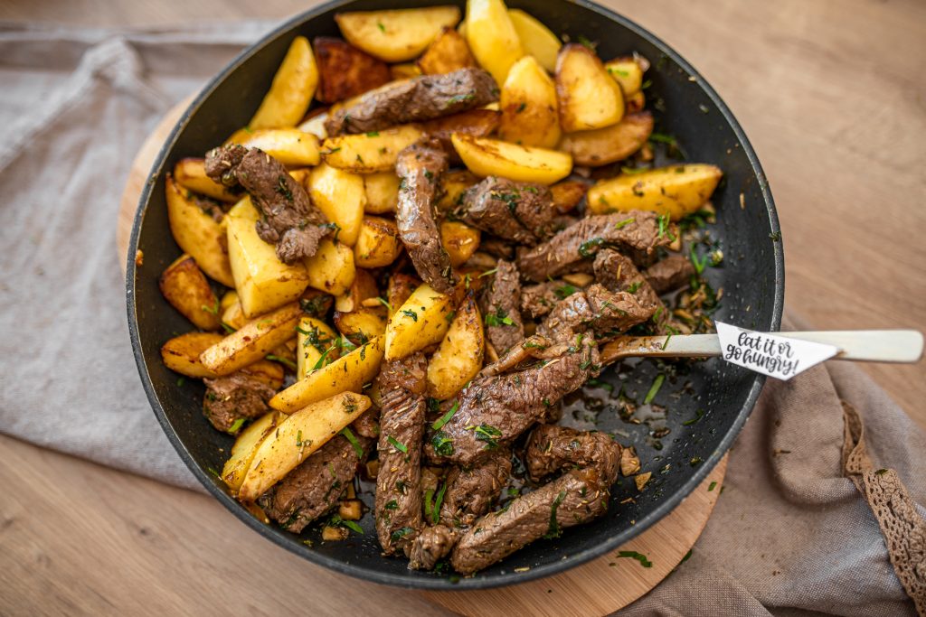 Garlic Butter Steak and Potatoes Skillet