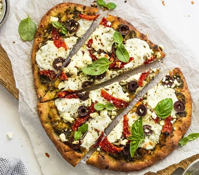 Mediterranean Flatbread Pizza
