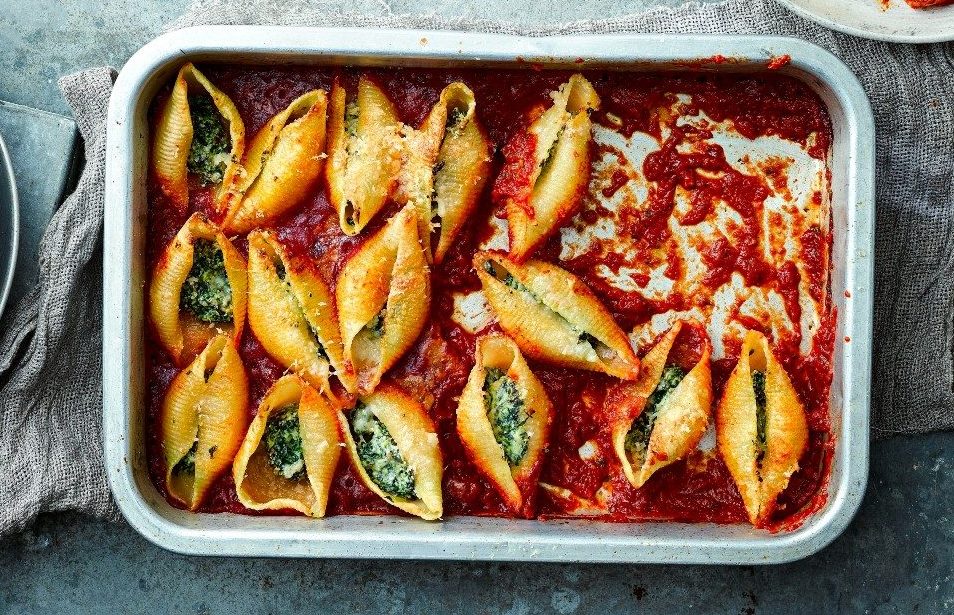 Spinach and Ricotta Stuffed Pasta Shells
