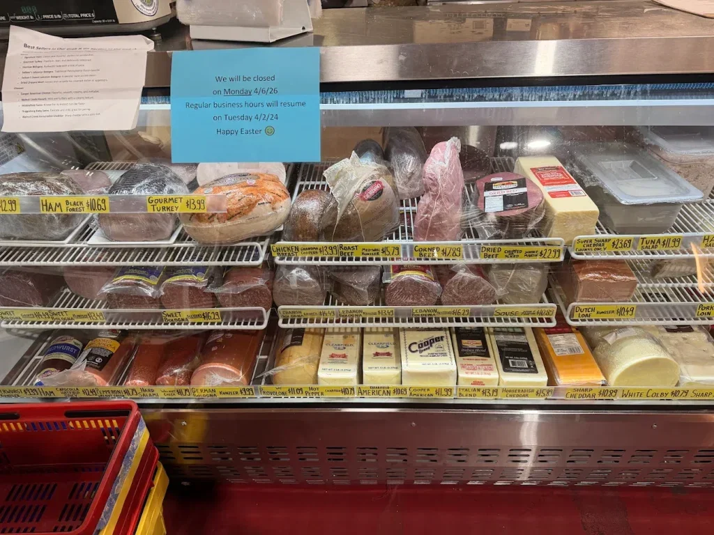 The Amish Country Store & Bakery
